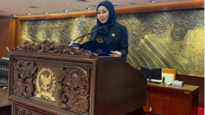 Anggota Komisi VIII DPR RI Lisda Hendrajoni mengingatkan pemerintah agar melindungi dana jamaah jika penyelenggaraan haji 2026 terganggu.