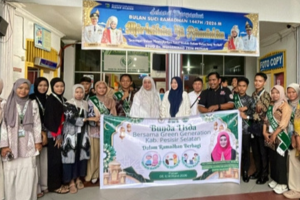 Ramadhan Berbagi Painan bersama Lisda Hendrajoni di RSUD M. Zein