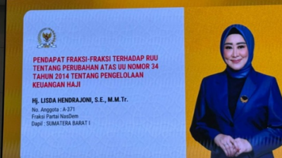 Anggota DPR RI Lisda Hendrajoni menyampaikan pandangan fraksi terkait RUU Keuangan Haji dalam rapat DPR