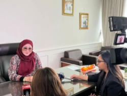 Jemaah Umrah Tertahan Akibat Ruang Udara Ditutup, Lisda Hendrajoni Minta Negara Hadir