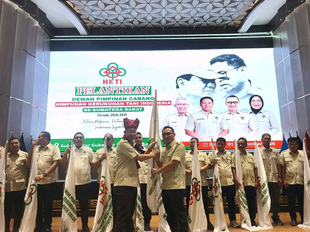 ⁴ Serentak di Aula Gubernur, Sekda Doddy