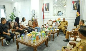 Sambut Komunitas Mozaik Art Laboratory, Wali Kota